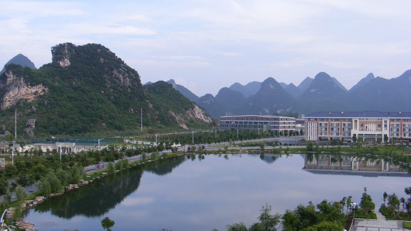 上海电子科技公司方案报价解析：揭秘行业核心要素**