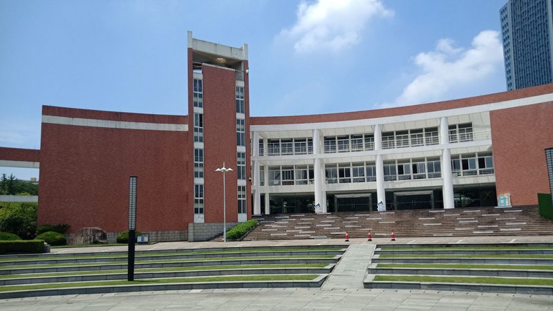上海二极管批发市场：揭秘行业“心脏”的脉动**
